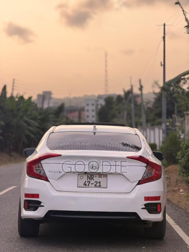 Honda Civic EX 4dr Sedan (2.0L 4cyl) 2017 White
