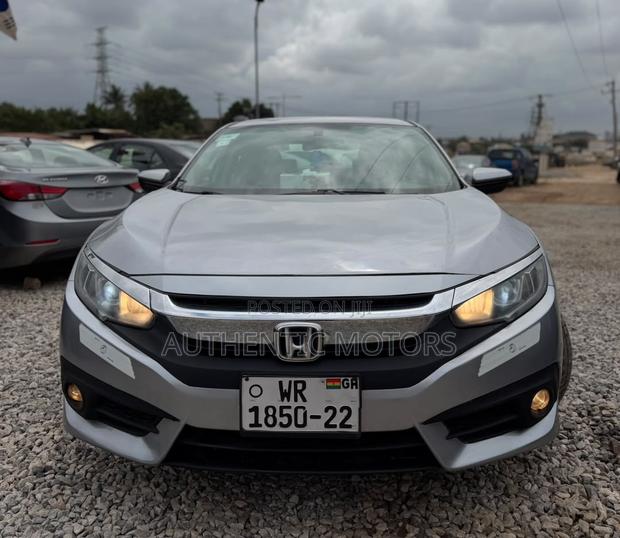 Honda Civic EX 4dr Sedan (2.0L 4cyl) 2017 Silver