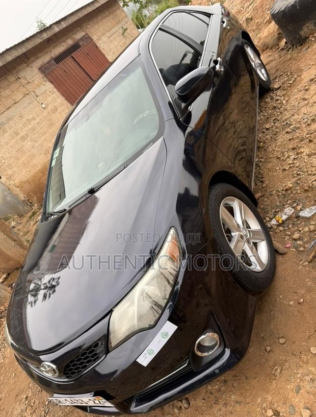 Toyota Camry 2014 Black