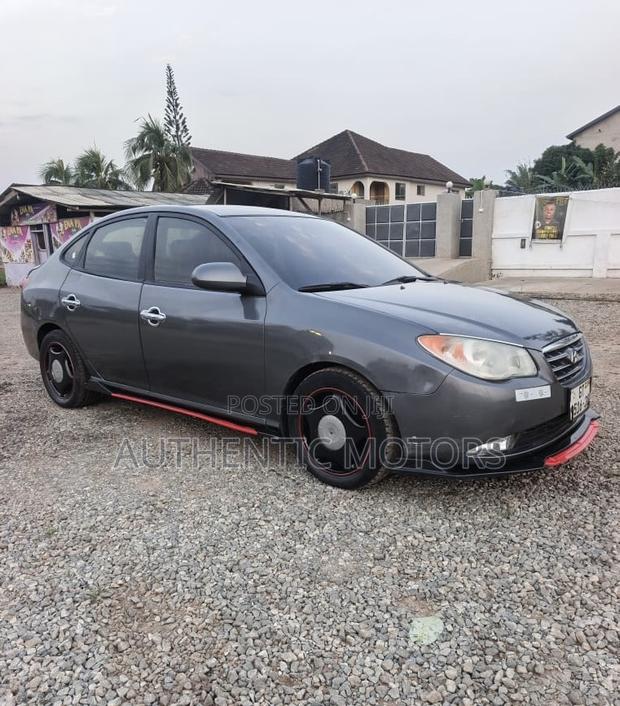 Hyundai Elantra 2010 Gray