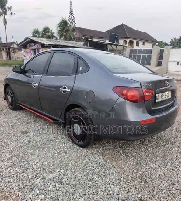 Hyundai Elantra 2010 Gray