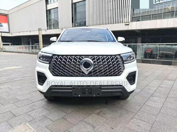 Car 2025 White