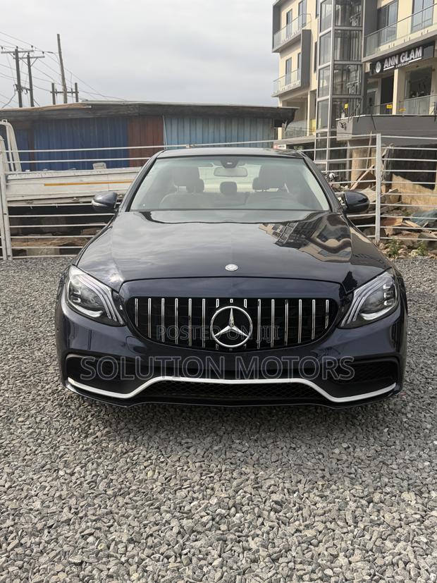 Mercedes-Benz C300 2017