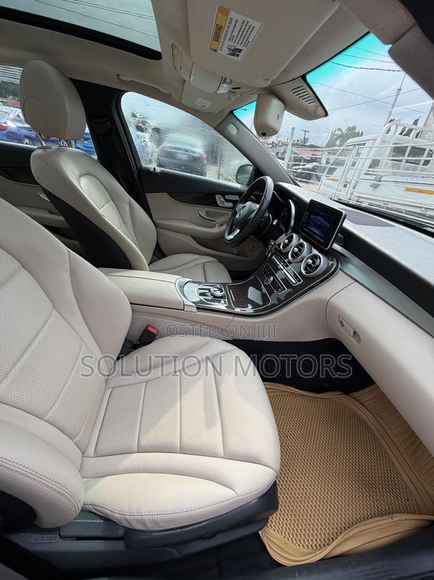 Mercedes-Benz C300 2017