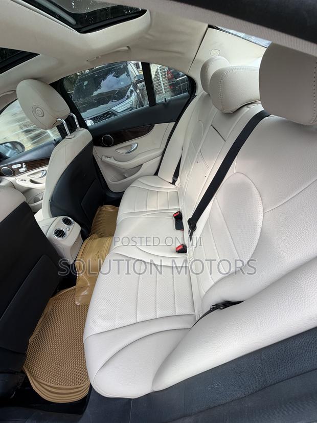 Mercedes-Benz C300 2017