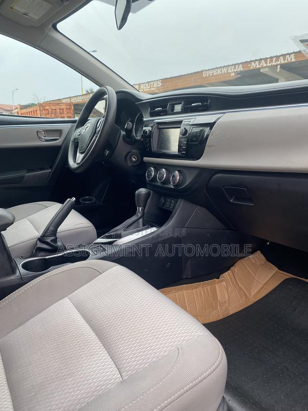 Toyota Corolla L 4dr Sedan (1.8L 4cyl 4A) 2015 Black