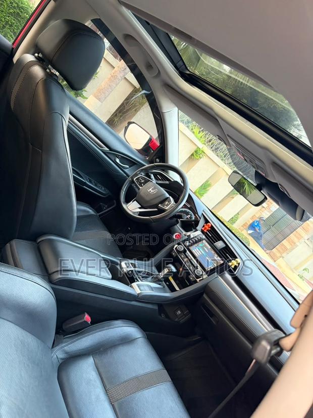 Honda Civic Touring Sedan 2020 Red