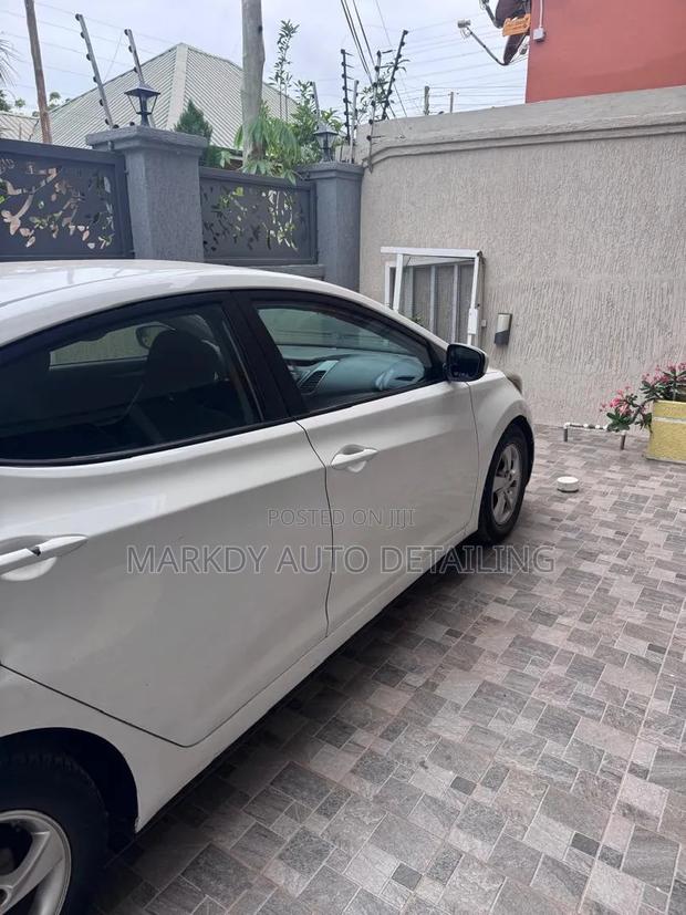 Hyundai Elantra 2013 White