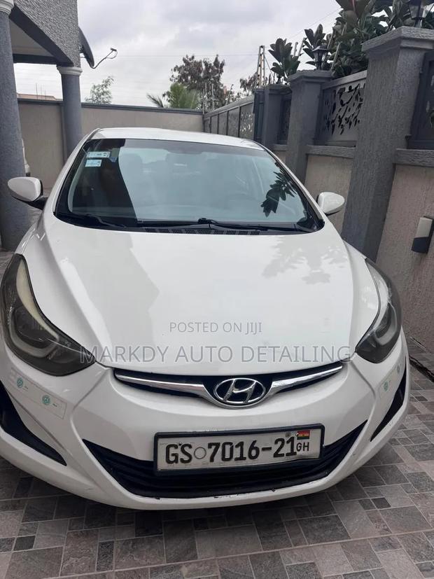 Hyundai Elantra 2013 White