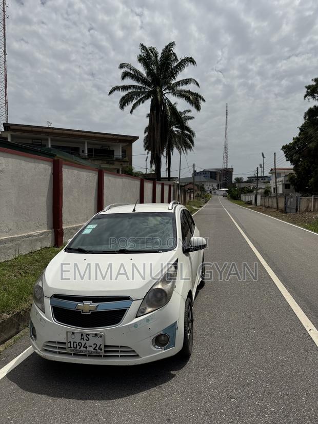 Chevrolet Spark 2013 White