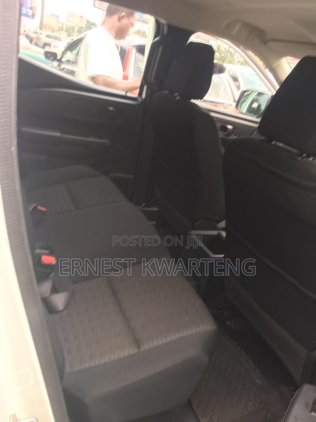 Mitsubishi L200 2025 White