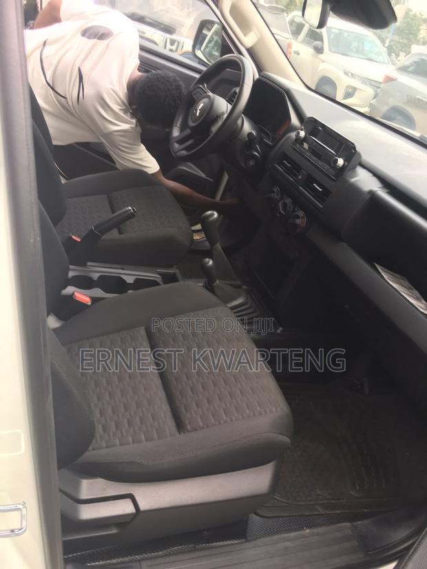 Mitsubishi L200 2025 White