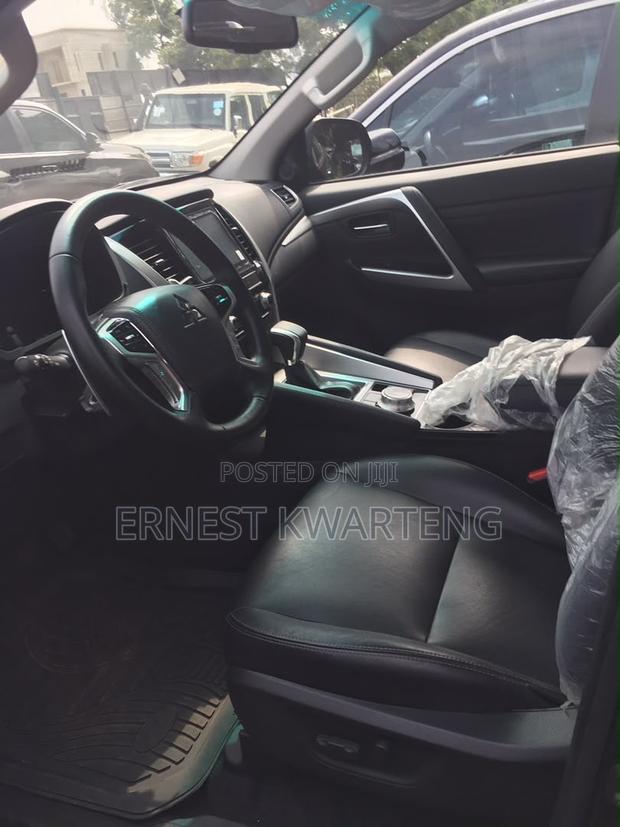 New Mitsubishi Montero Sport 2023 Black