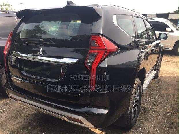 New Mitsubishi Montero Sport 2023 Black