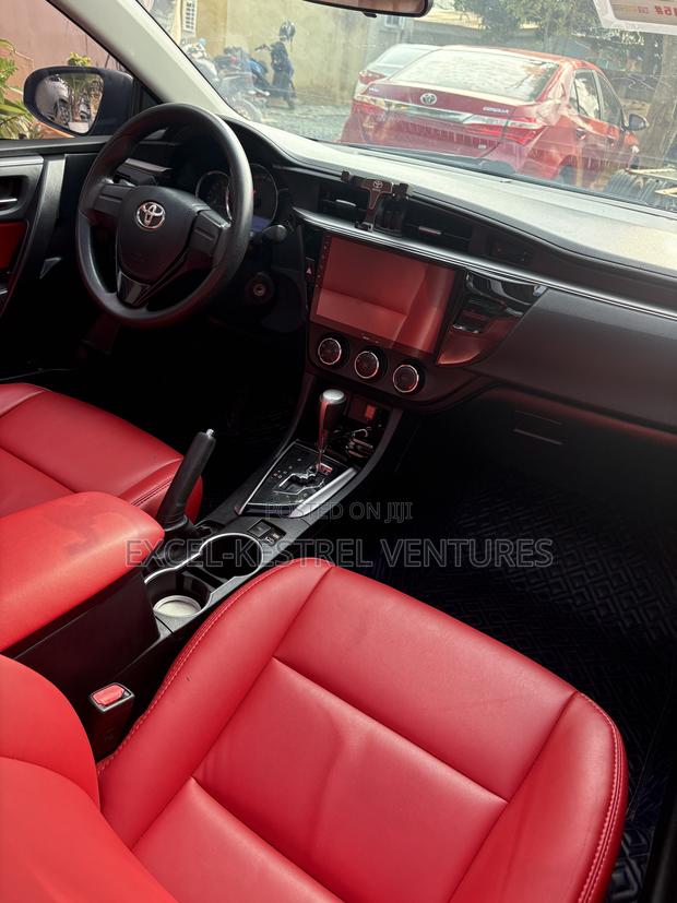 Toyota Corolla S Plus 4dr Sedan (1.8L 4cyl CVT) 2016 Gray