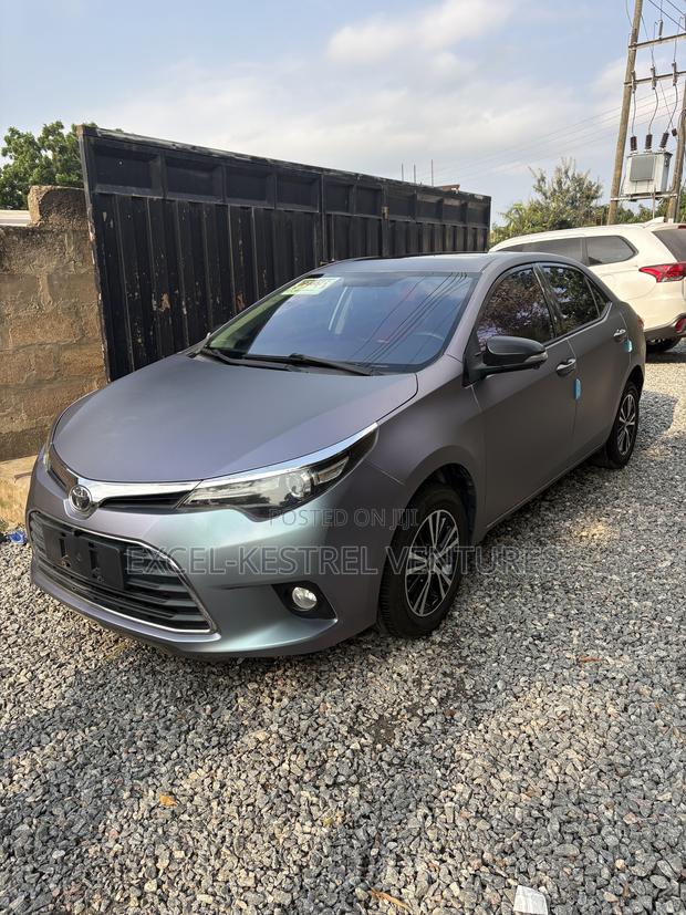 Toyota Corolla S Plus 4dr Sedan (1.8L 4cyl CVT) 2016 Gray