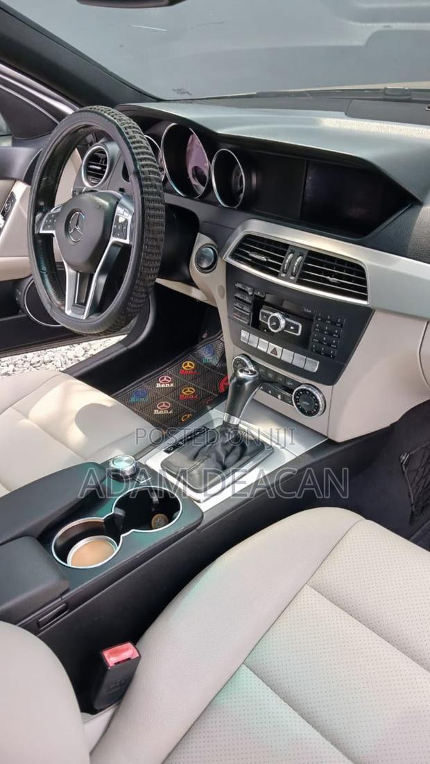 Mercedes-Benz C250 2015 Silver