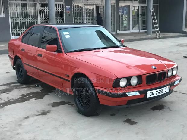 BMW 520i 2001 Orange