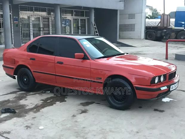 BMW 520i 2001 Orange