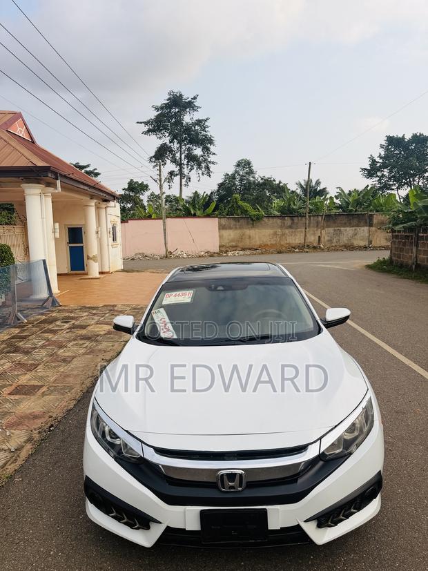 Honda Civic EX Sedan 2018 White