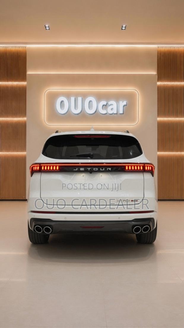 Jetour X70 Plus 1.6 7-Seater FWD 2021 White