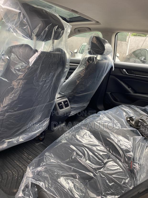 Honda Accord Touring 2.0T 2020 Silver
