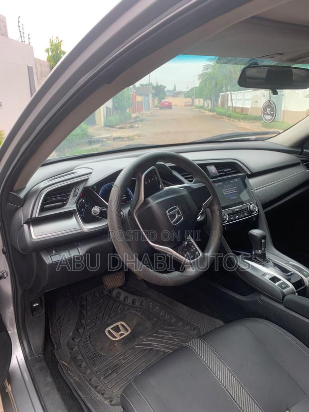 Honda Civic EX-L 4dr Sedan (1.5L 4cyl) 2017 Silver