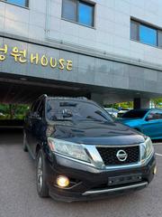 Nissan Pathfinder Platinum 4dr SUV (3.5L 6cyl CVT) 2015 Black for sale