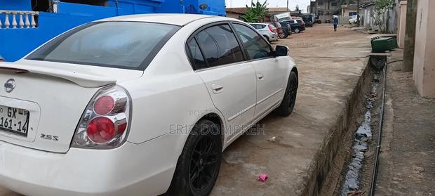 Nissan Altima 2006 White