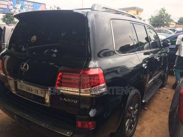 Lexus LX 570 AWD 2015 Black