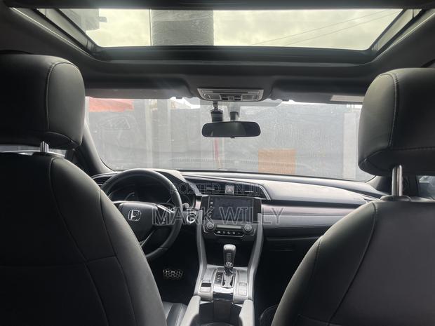 Honda Civic Sport Touring 2021 White