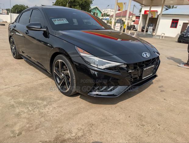 Hyundai Elantra 2023 Black