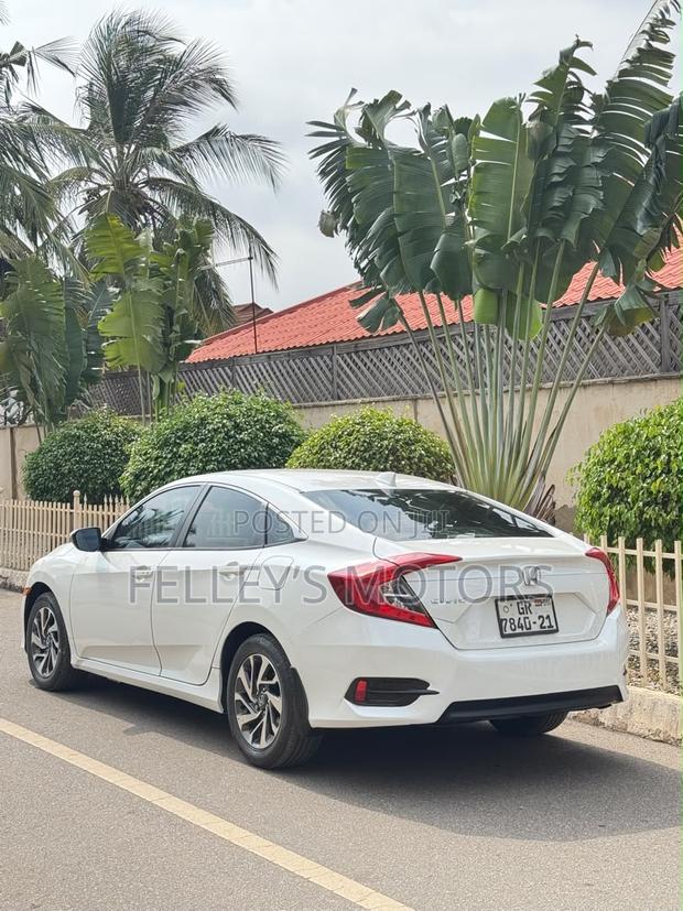 Honda Civic EX-L 4dr Sedan (1.5L 4cyl) 2017 White