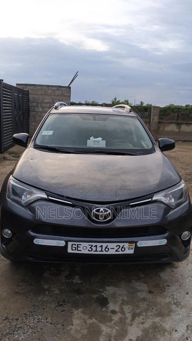 Toyota RAV4 2016 Gray