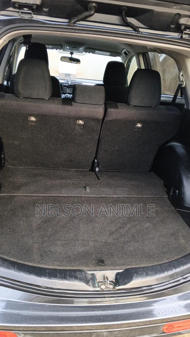 Toyota RAV4 2016 Gray