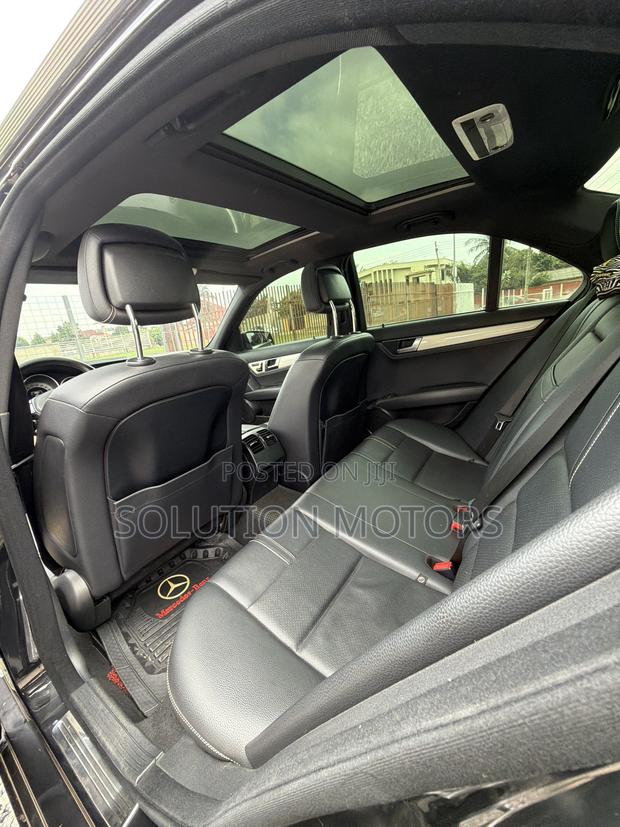 Mercedes-Benz C250 2014 Black
