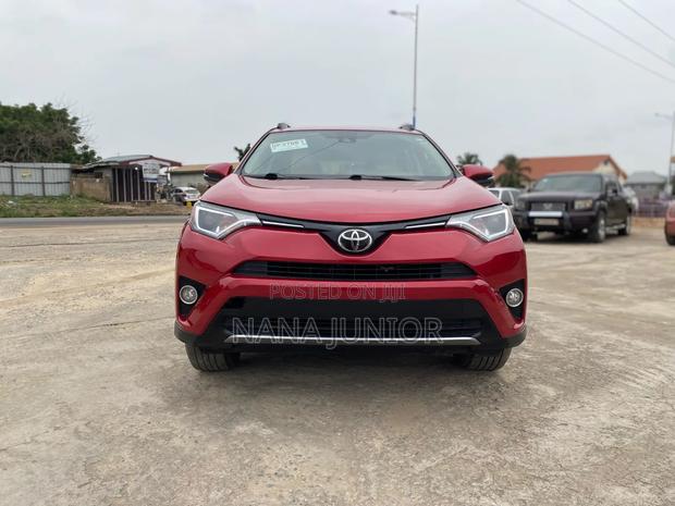 Toyota RAV4 XLE AWD (2.5L 4cyl 6A) 2017 Red