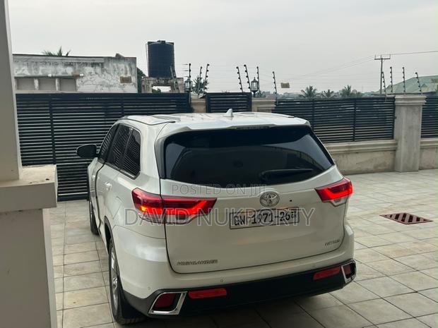 Toyota Highlander 2019 White