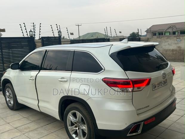 Toyota Highlander 2019 White