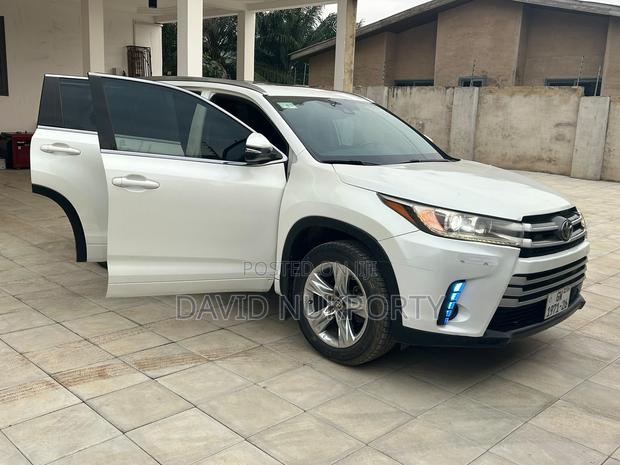 Toyota Highlander 2019 White