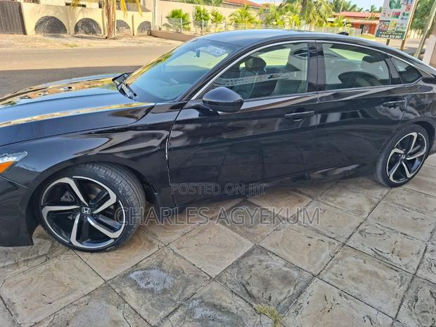 Honda Accord 2018 Black