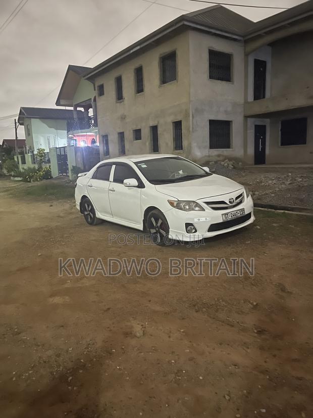 Toyota Corolla 2009 White