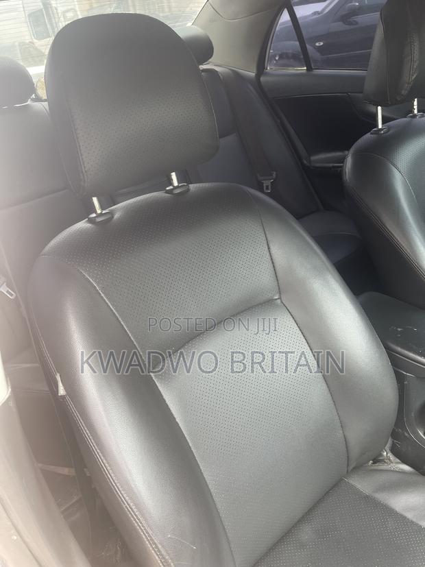 Toyota Corolla 2009 White