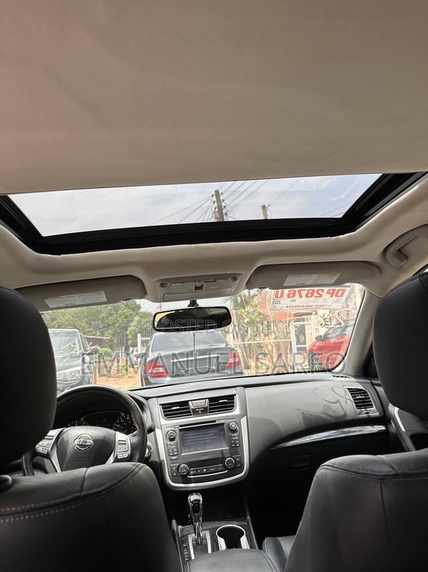 Nissan Altima 2.5 SL 2016 Black