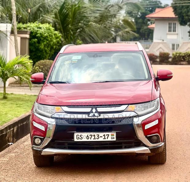 Mitsubishi Outlander 2017 Red