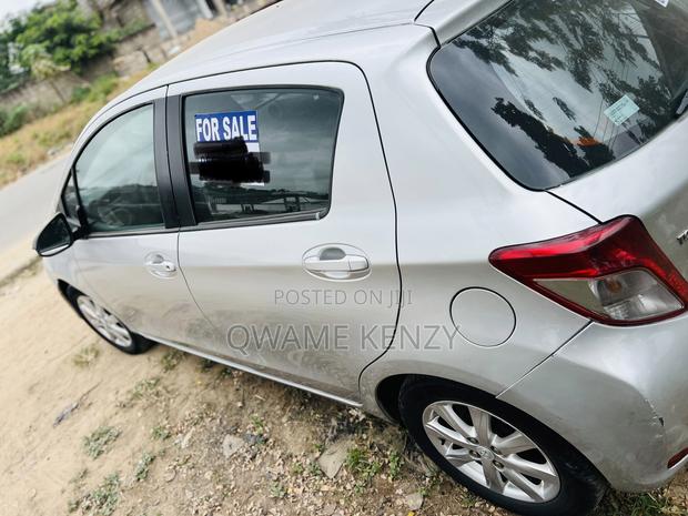 Toyota Yaris 2010 Silver