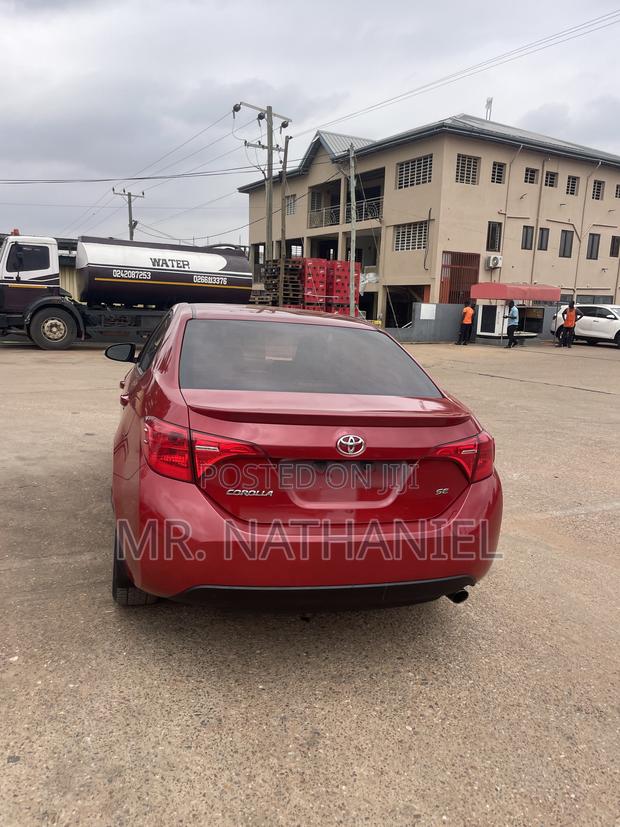 Toyota Corolla 2018 Red