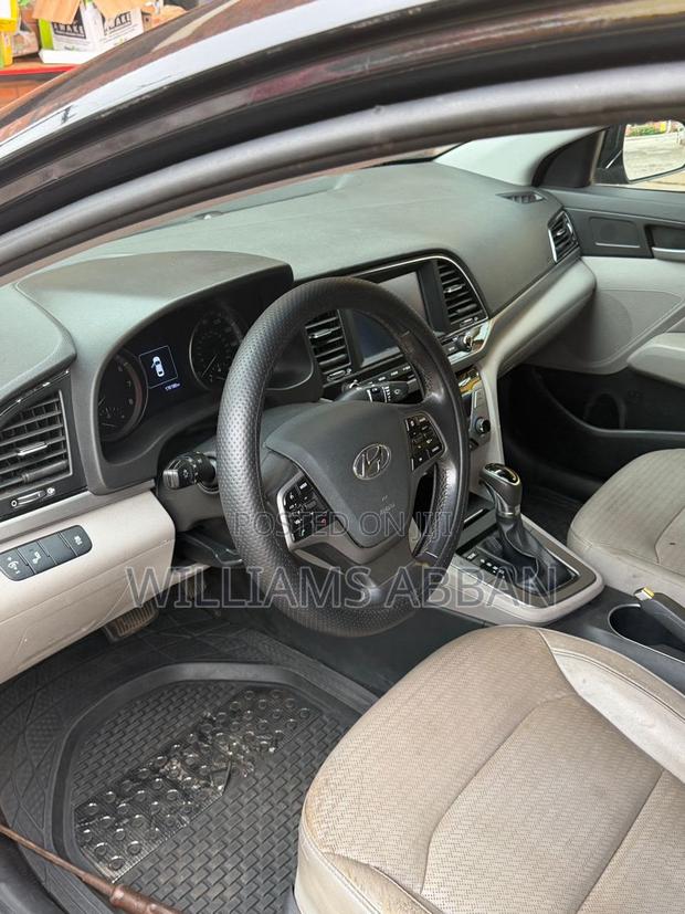 Hyundai Elantra Limited 2018 Black