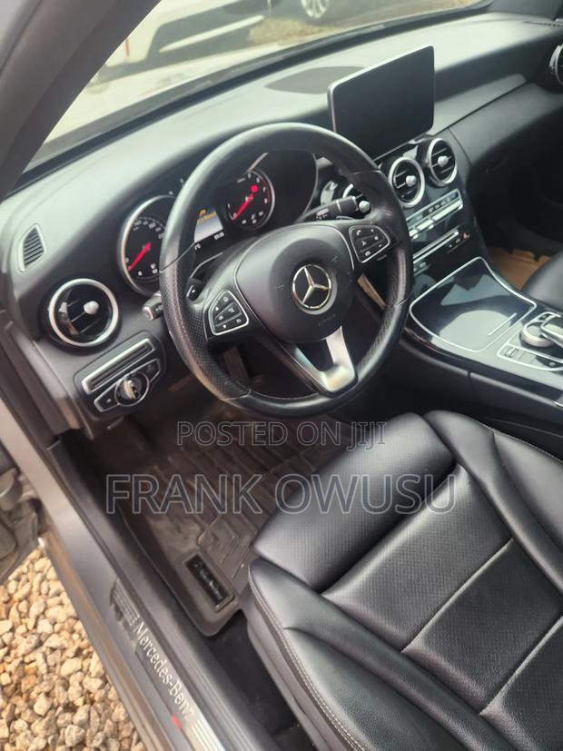 Mercedes-Benz C300 Luxury Sedan RWD (2.0L 4cyl 7A) 2016 Gray
