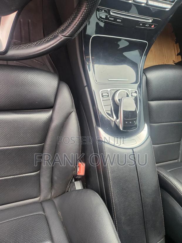 Mercedes-Benz C300 Luxury Sedan RWD (2.0L 4cyl 7A) 2016 Gray